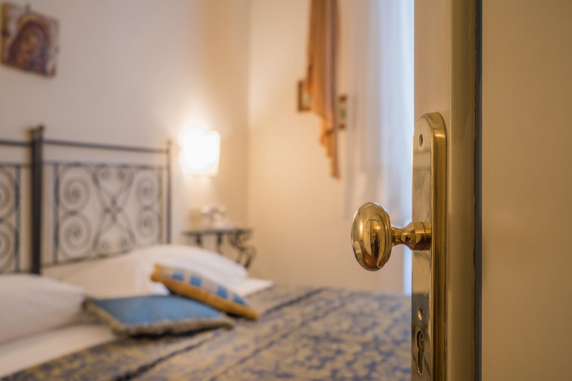 B&B Piccolo Hotel Cortona Exteriör bild