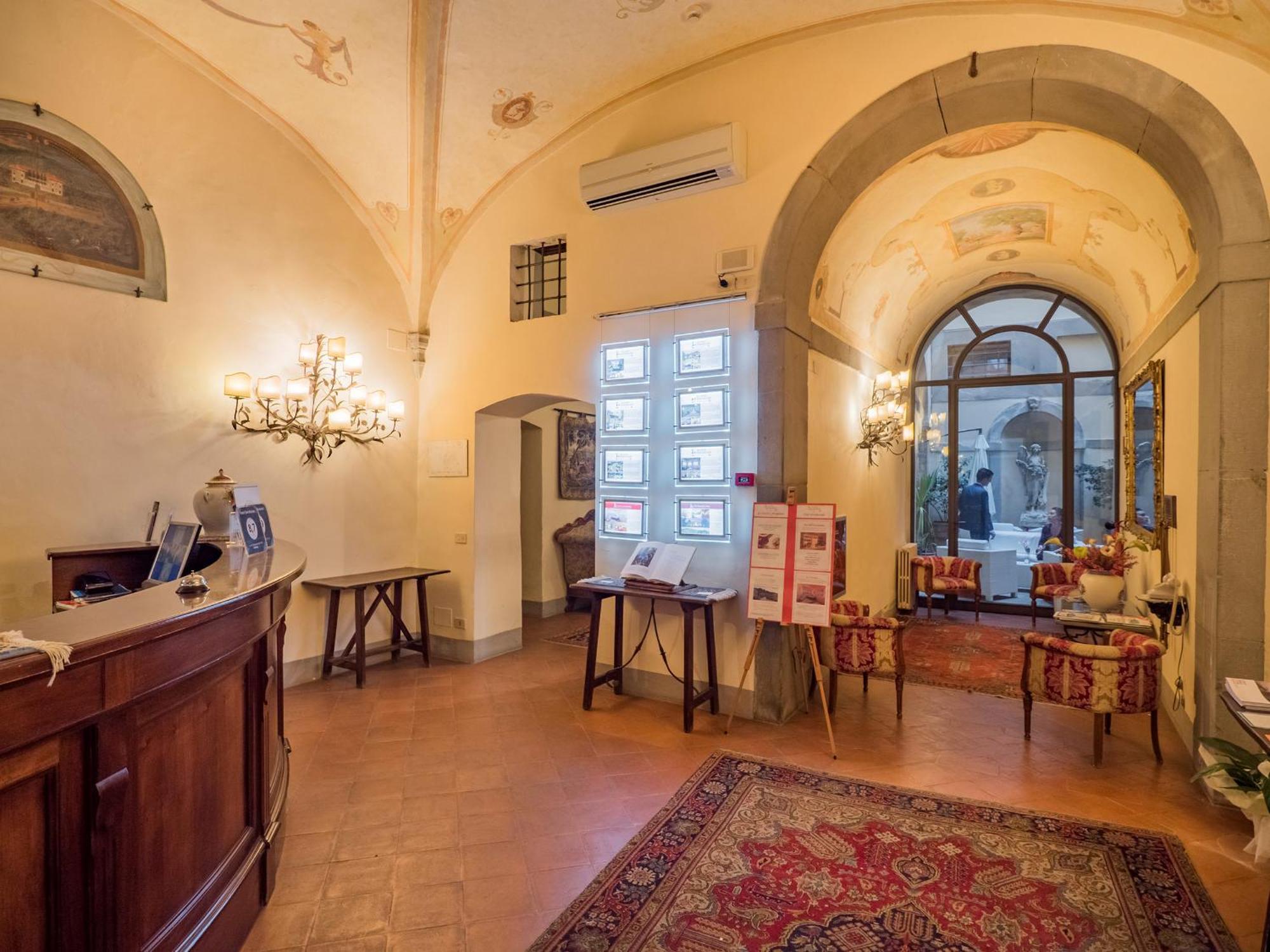 B&B Piccolo Hotel Cortona Exteriör bild