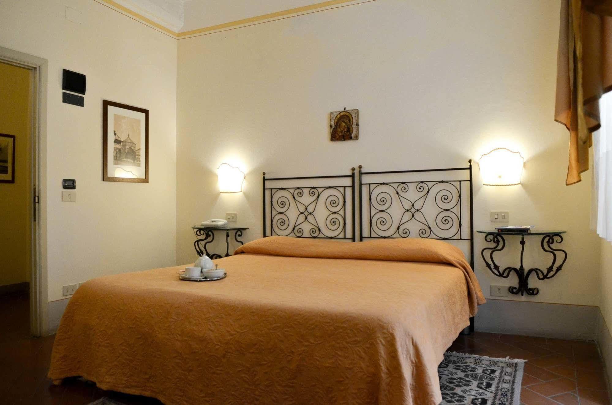 B&B Piccolo Hotel Cortona Exteriör bild
