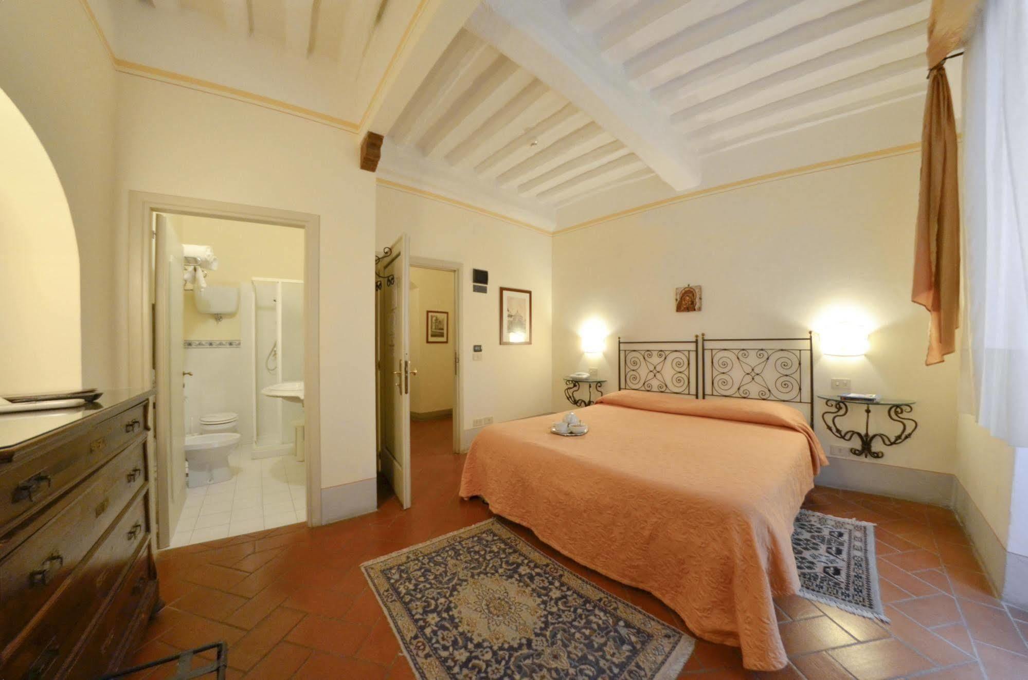 B&B Piccolo Hotel Cortona Exteriör bild